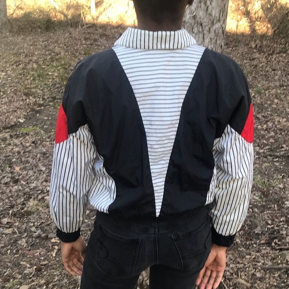 VINTAGE ELLESSE 80's Windbreaker Jacket - Picture 3 of 15